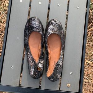 Lucky Brand flats.